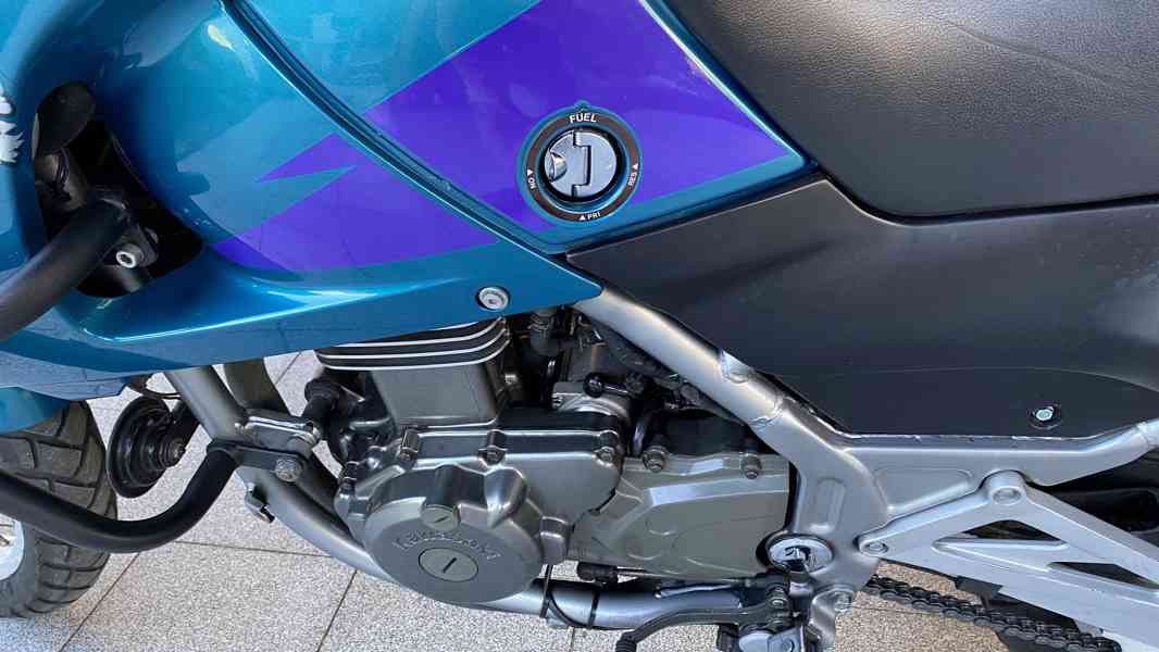 Kawasaki KLE 500 / 2. majitel, plotna s kufrem, padací rámy - foto 8