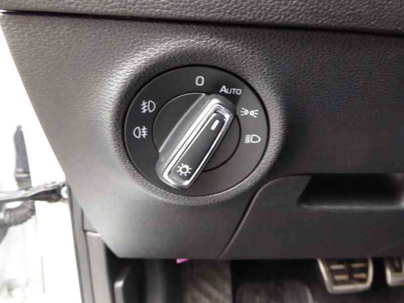 ŠKODA Karoq Style 2,0 TDI 110 kW 4x4 DSG - foto 21