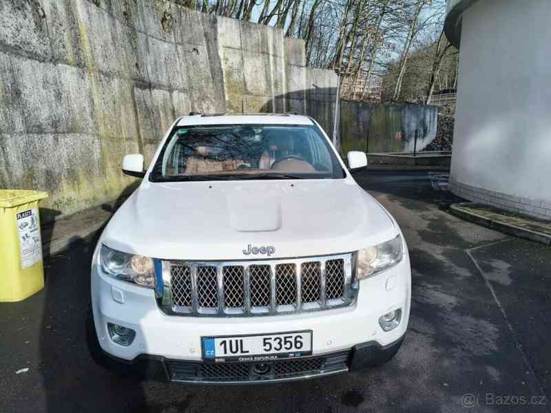 Jeep Grand Cherokee 3,0   CRD 177KW ROK 2013 OVERLAND - foto 4