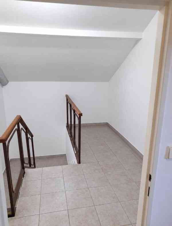 Jaroměř - Pronájem komerčního objektu s parkovištěm - foto 14