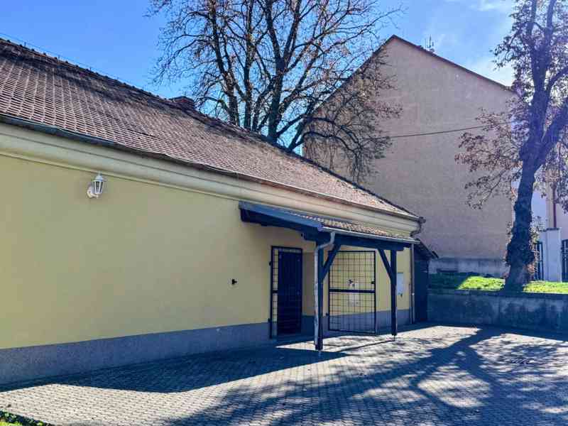 Jaroměř - Pronájem komerčního objektu s parkovištěm - foto 4