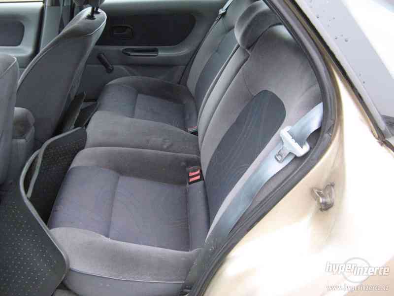 Renault Laguna 1.6 16v 79kW (K4M) r.v. 2001 - foto 5