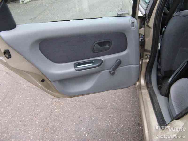 Renault Laguna 1.6 16v 79kW (K4M) r.v. 2001 - foto 6