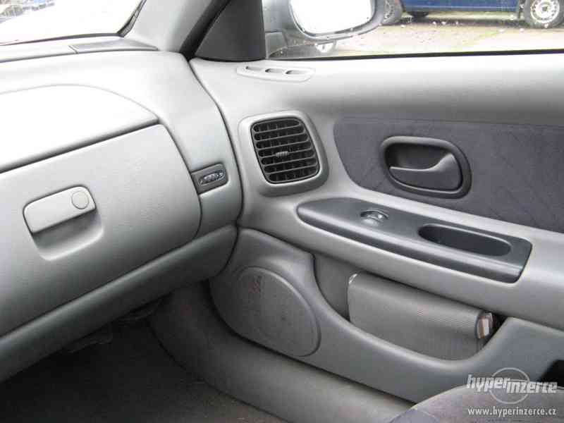 Renault Laguna 1.6 16v 79kW (K4M) r.v. 2001 - foto 10