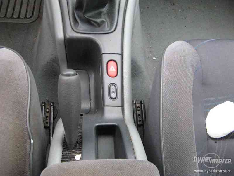 Renault Laguna 1.6 16v 79kW (K4M) r.v. 2001 - foto 11