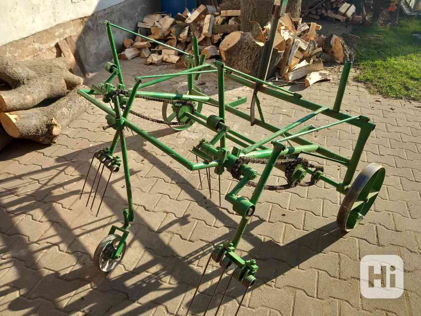 obracečka sena - foto 1