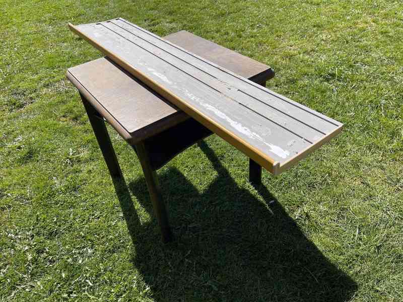 Prodám plastové okno s dvojsklem design Oregon + vn.parapet - foto 17