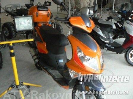 Nový skútr 125cc - foto 10