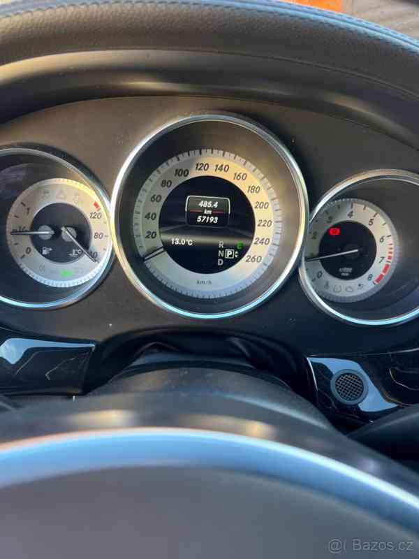 Mercedes-Benz CLS 500	 - foto 4
