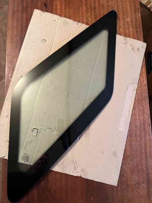 Škoda FELICIA COMBI skla tonované-zelené - foto 3