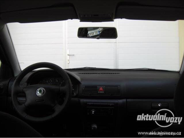 Škoda Octavia 1.6, benzín, RV 2006, el. okna, centrál, klima - foto 20