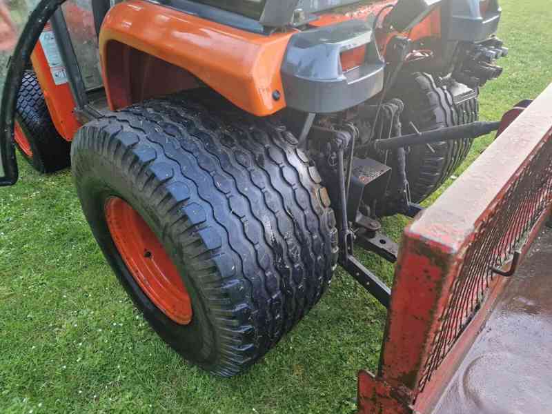 Kompaktní traktor Kubota 36hp s nakladačem - foto 2