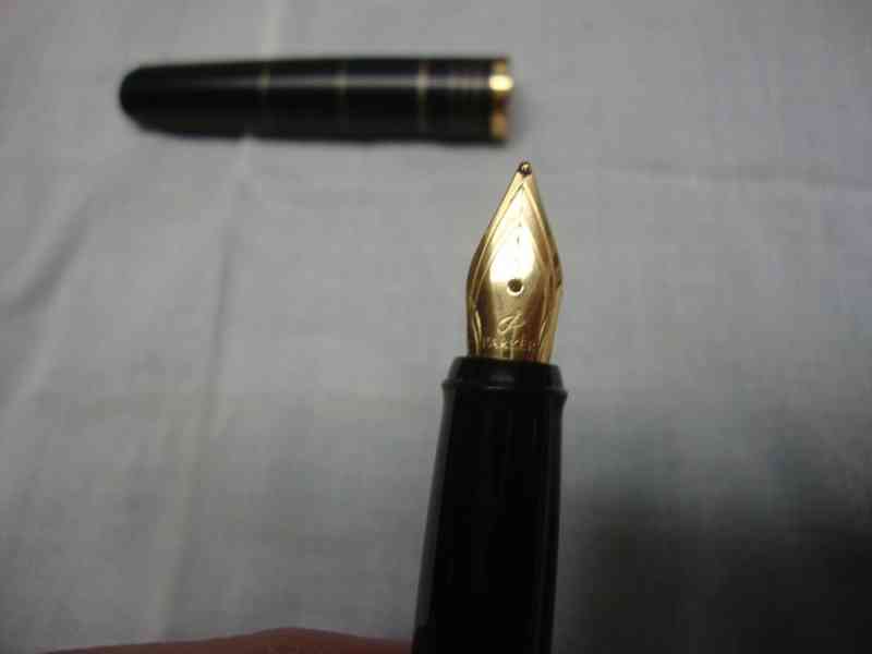 Luxusní bombičkové pero Parker kompletní balení + náplně - foto 17