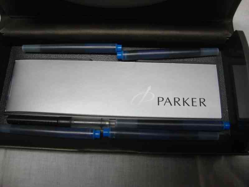Luxusní bombičkové pero Parker kompletní balení + náplně - foto 6