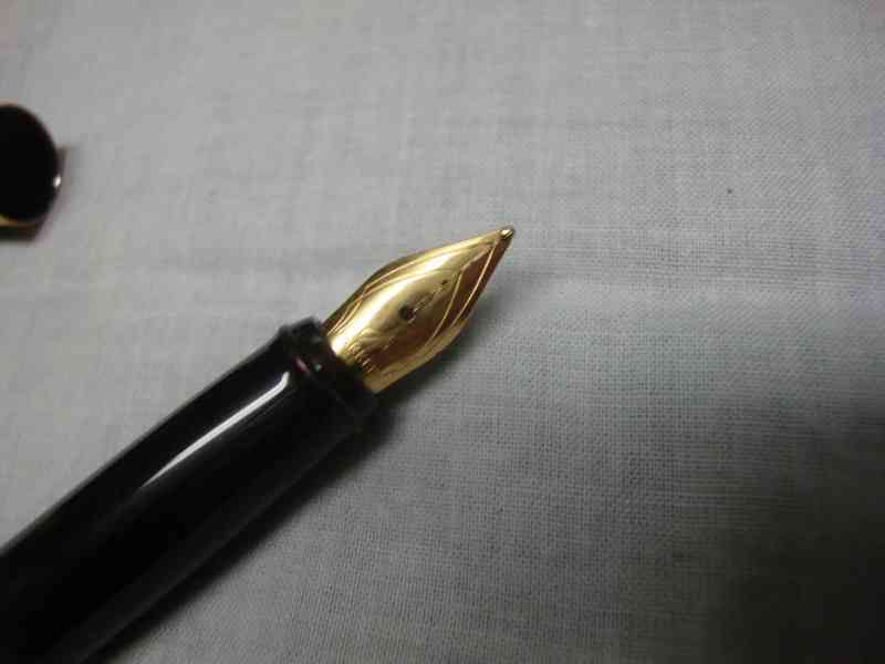 Luxusní bombičkové pero Parker kompletní balení + náplně - foto 16