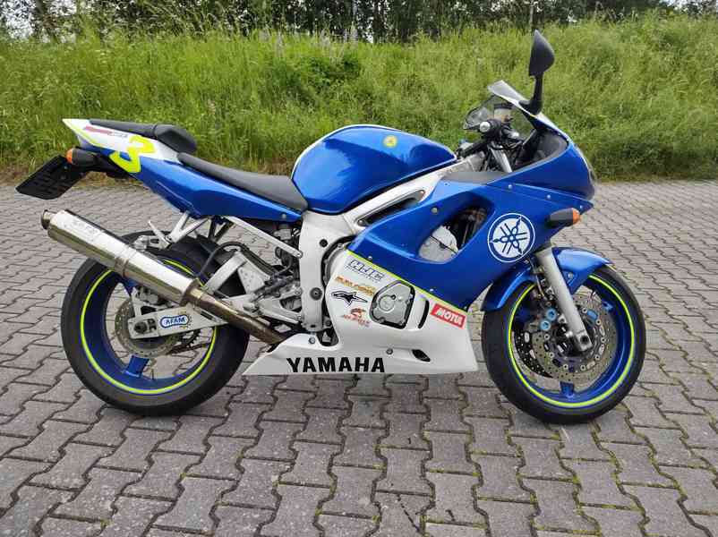 Motocykl YAMAHA YZF-R6 - foto 6