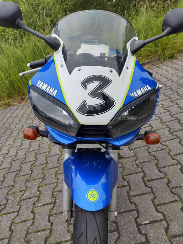 Motocykl YAMAHA YZF-R6 - foto 2