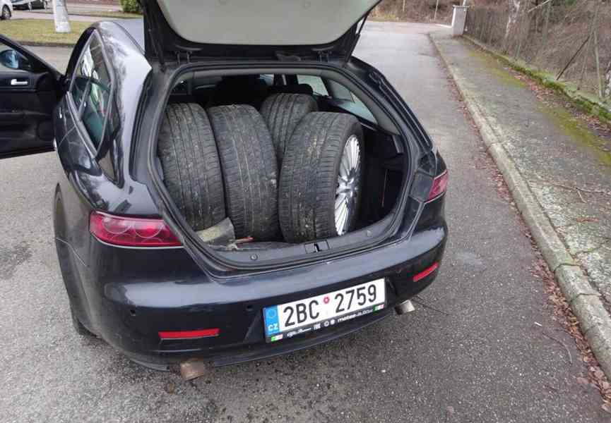 Alfa Romeo 159 1.9 JTD r.v.2009 (110 kw) stk:1/2027 - foto 16