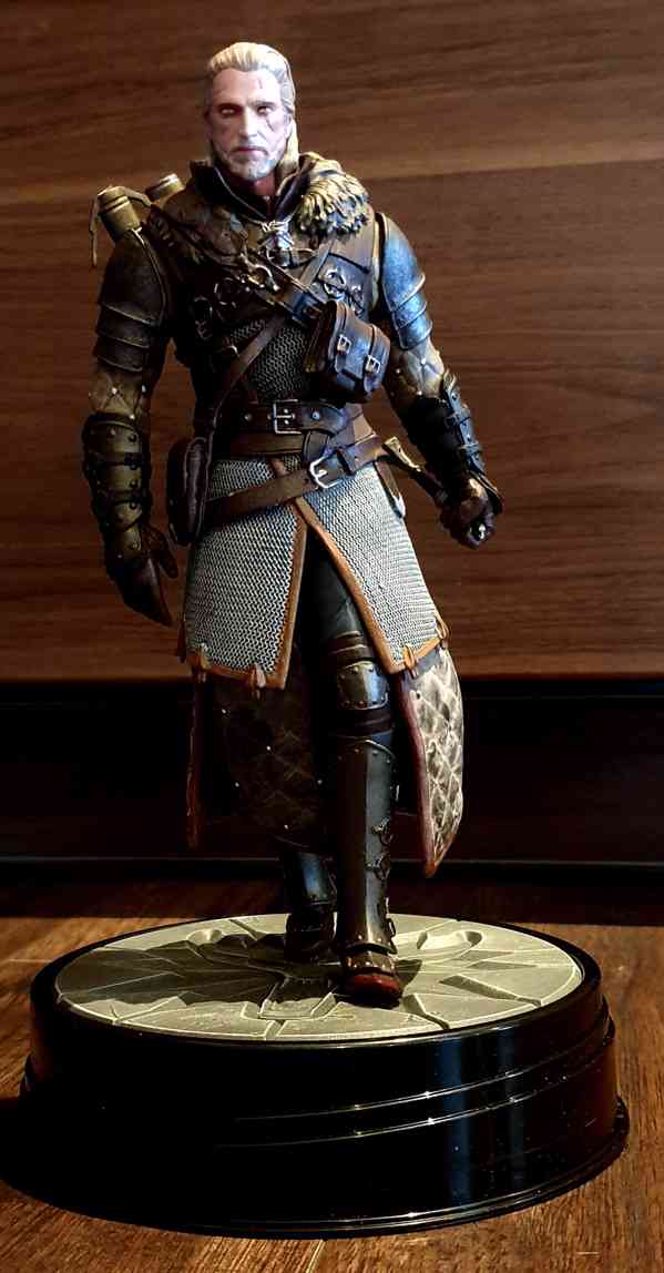 Figurina witcher wild hunt geralt grand master - foto 6