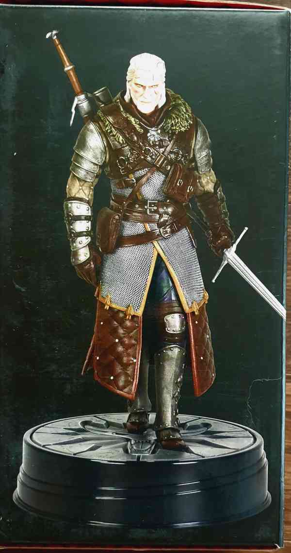 Figurina witcher wild hunt geralt grand master - foto 2