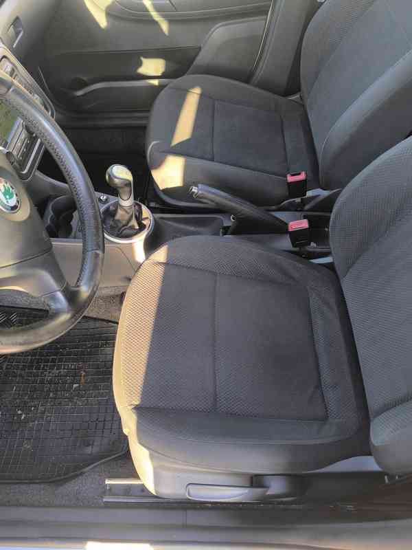Škoda Fabia Combi 1.4 16V Elegance - foto 5