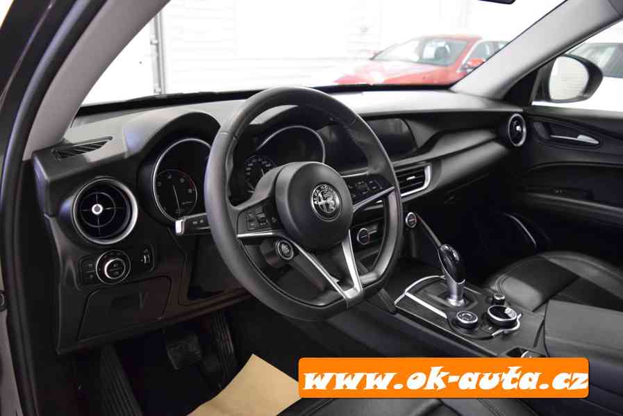 Alfa Romeo Stelvio 2.2 D EXECUTIVE PRAVIDELNÝ SERVIS-DPH - foto 10