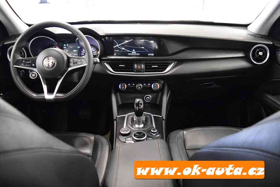 Alfa Romeo Stelvio 2.2 D EXECUTIVE PRAVIDELNÝ SERVIS-DPH - foto 12