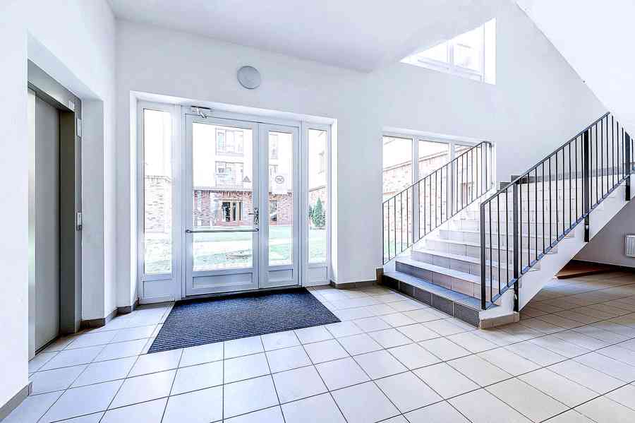 Pronajmu novostavbu 2+kk Brno, U Leskavy, 55 m2 - foto 20