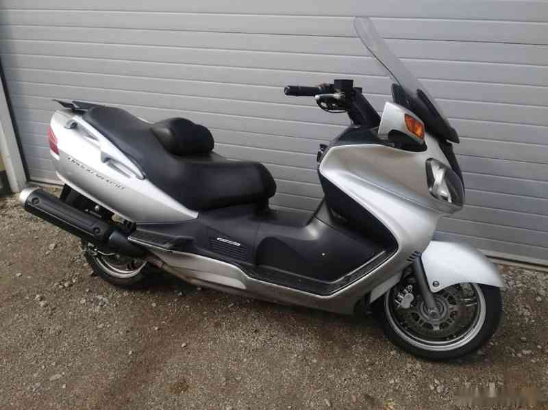 Suzuki AN 650 Burgman - foto 2