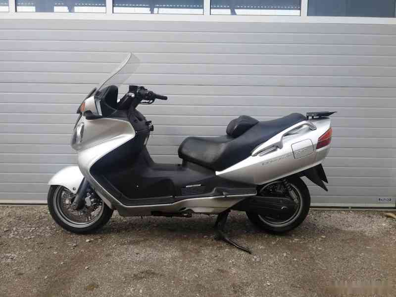 Suzuki AN 650 Burgman - foto 7