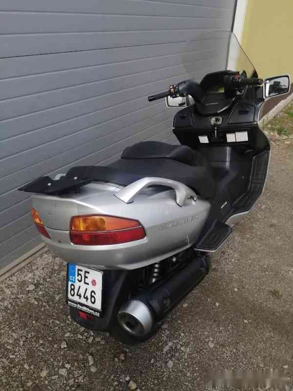 Suzuki AN 650 Burgman - foto 5