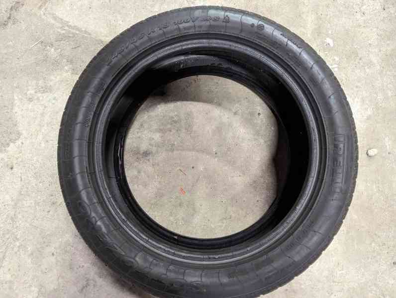 Zimní pneu Pirelli Sotozero 3 245/45 R18 (BMW homologace)
