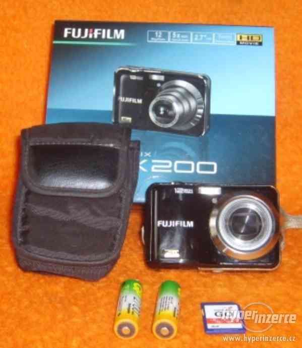 Fujifilm FinePix AX200 - foto 2