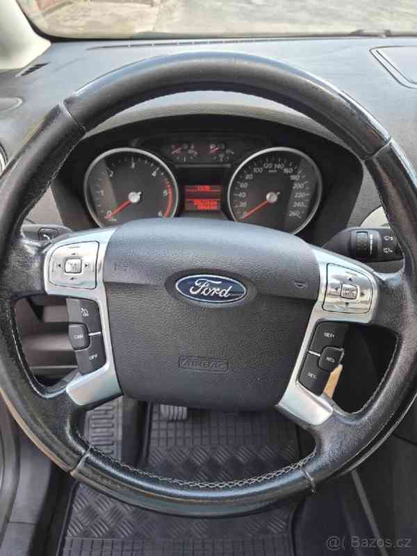 Ford S-MAX 2,0   TDCi 85 kW, 7 míst, tažné, STK - foto 11