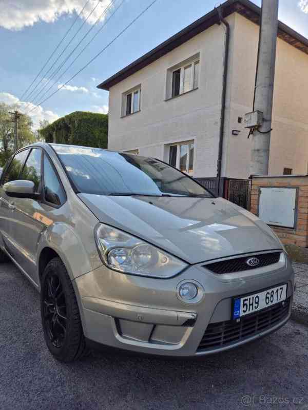 Ford S-MAX 2,0   TDCi 85 kW, 7 míst, tažné, STK - foto 2