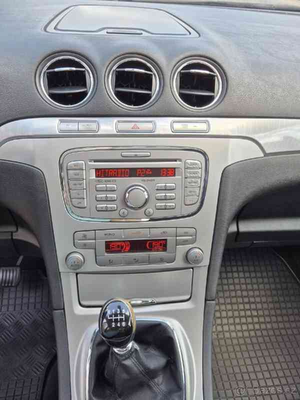 Ford S-MAX 2,0   TDCi 85 kW, 7 míst, tažné, STK - foto 12