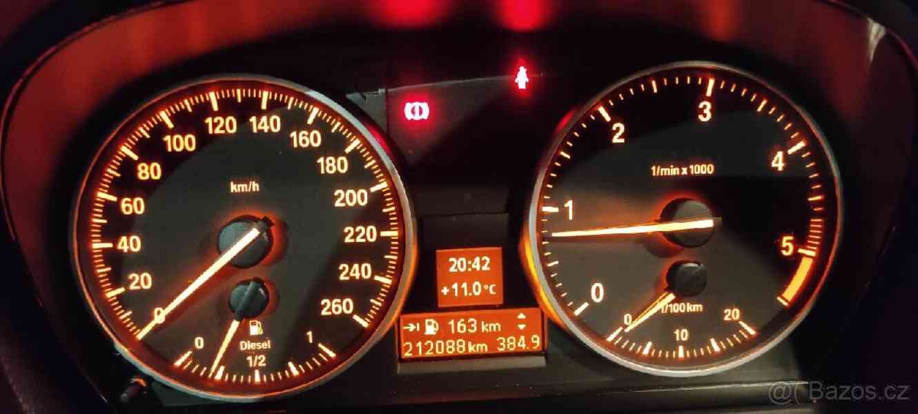 BMW Řada 3 E90 320d xdrive m paket 135kw	 - foto 4