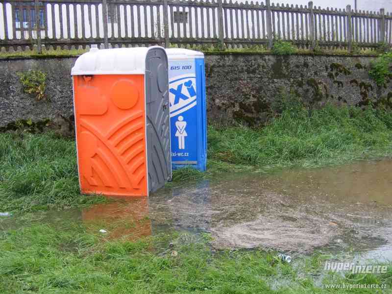 Mobilní WC - toi toi - foto 1