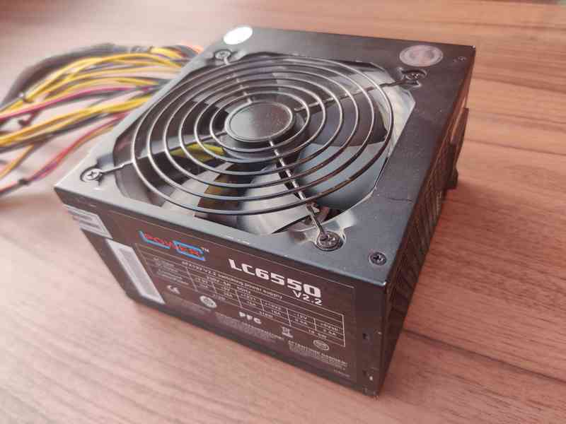 Počítačový zdroj - LC-Power LC6550 V2.2 s výkonem 550 W  - foto 2