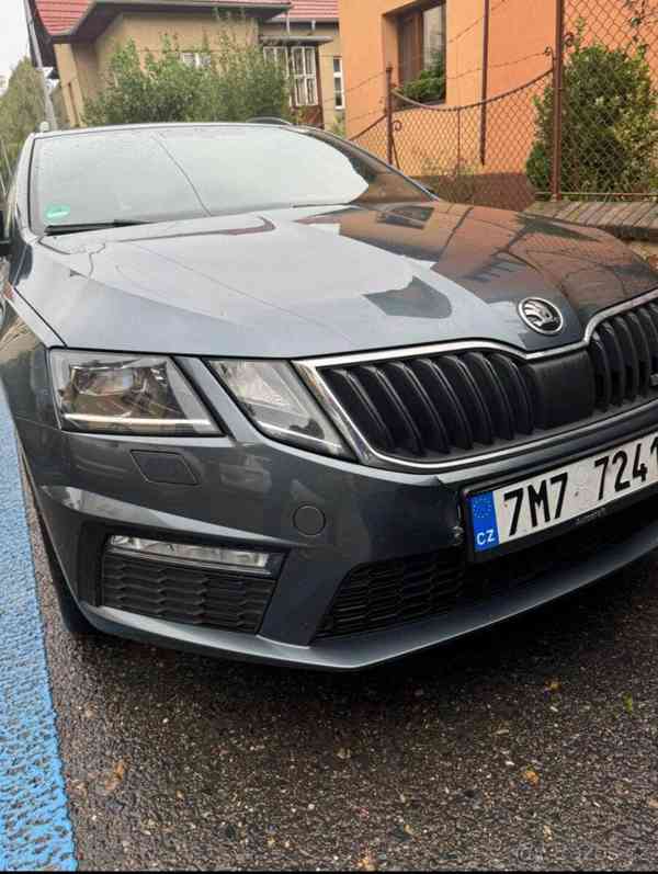 Škoda Octavia 2,0 TDI DSG RS Combi  RS 2018 Combi 135 kW - foto 7