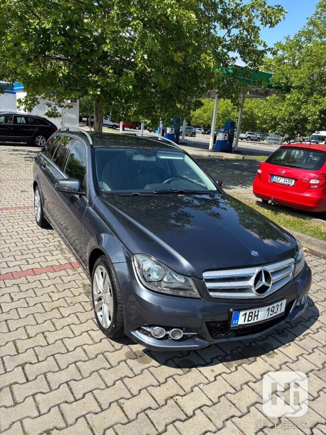 Mercedes-Benz Třídy C 2,0 - foto 1