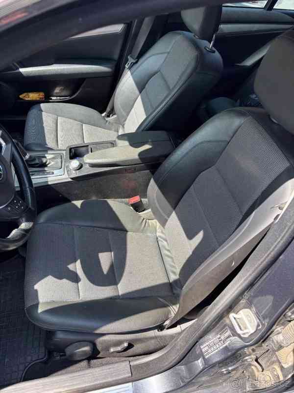 Mercedes-Benz Třídy C 2,0 - foto 14