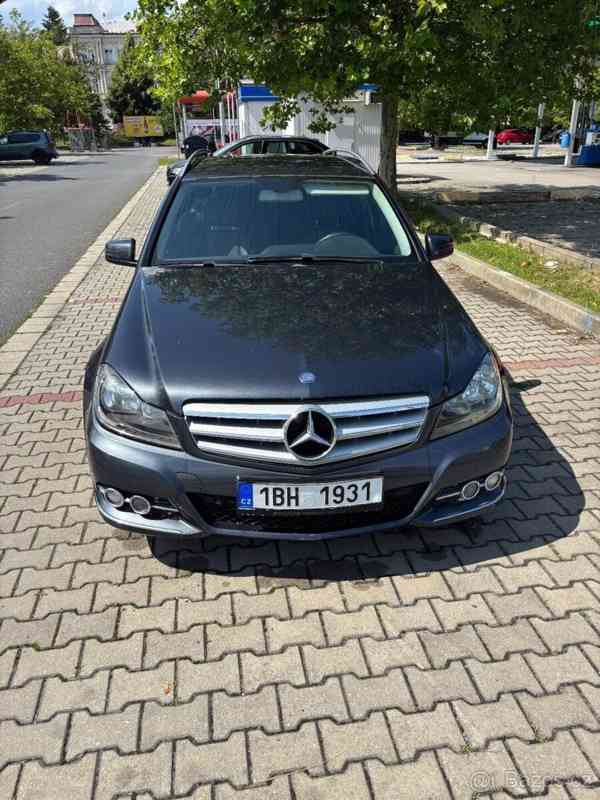 Mercedes-Benz Třídy C 2,0 - foto 2