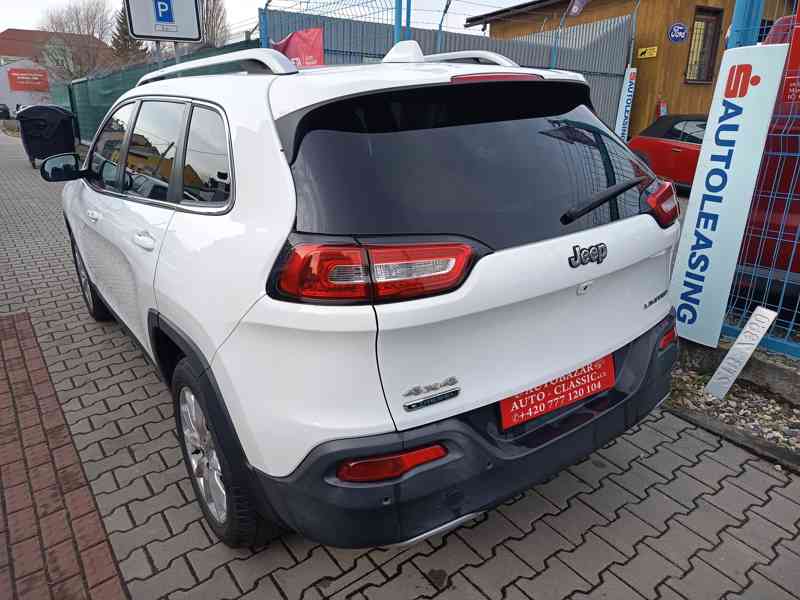 Jeep Cherokee 2,2CRD Limited 4X4  - foto 9