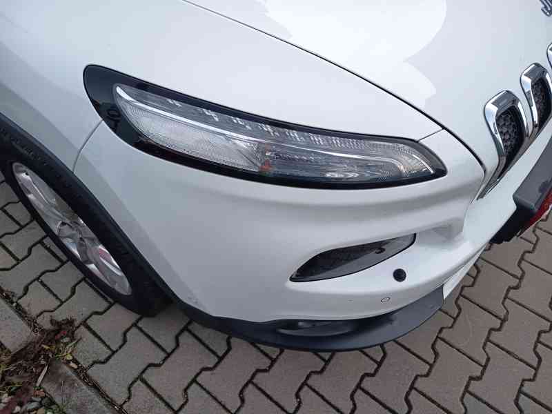 Jeep Cherokee 2,2CRD Limited 4X4  - foto 5