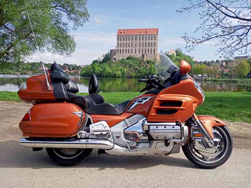 Motocykl Honda Goldwing 1800 - foto 1