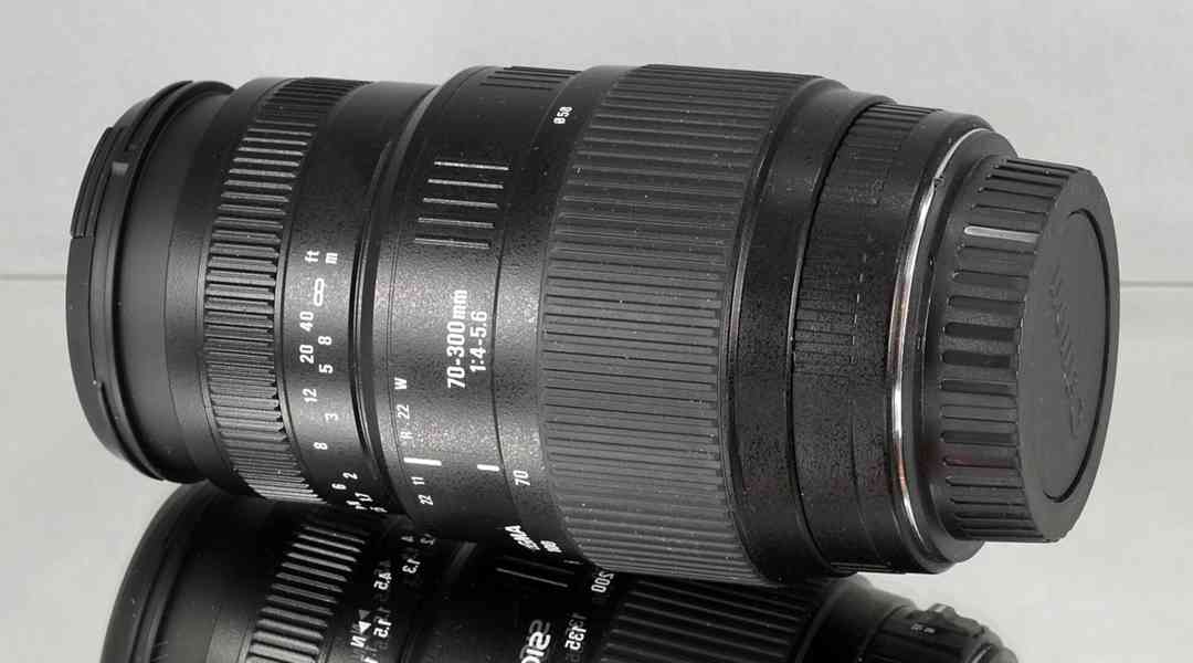 pro Canon - Sigma DG 70-300mm 1:4-5.6 MACRO - foto 5