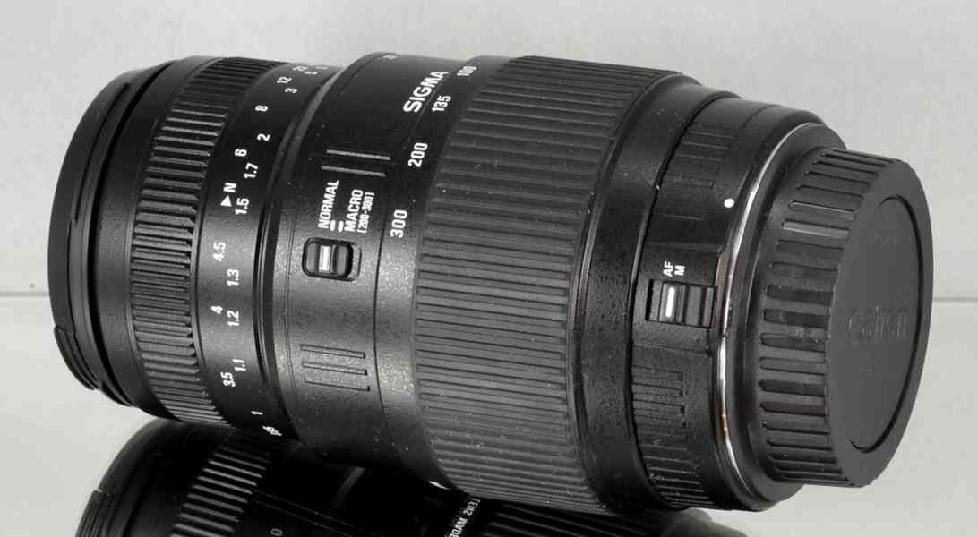 pro Canon - Sigma DG 70-300mm 1:4-5.6 MACRO - foto 4