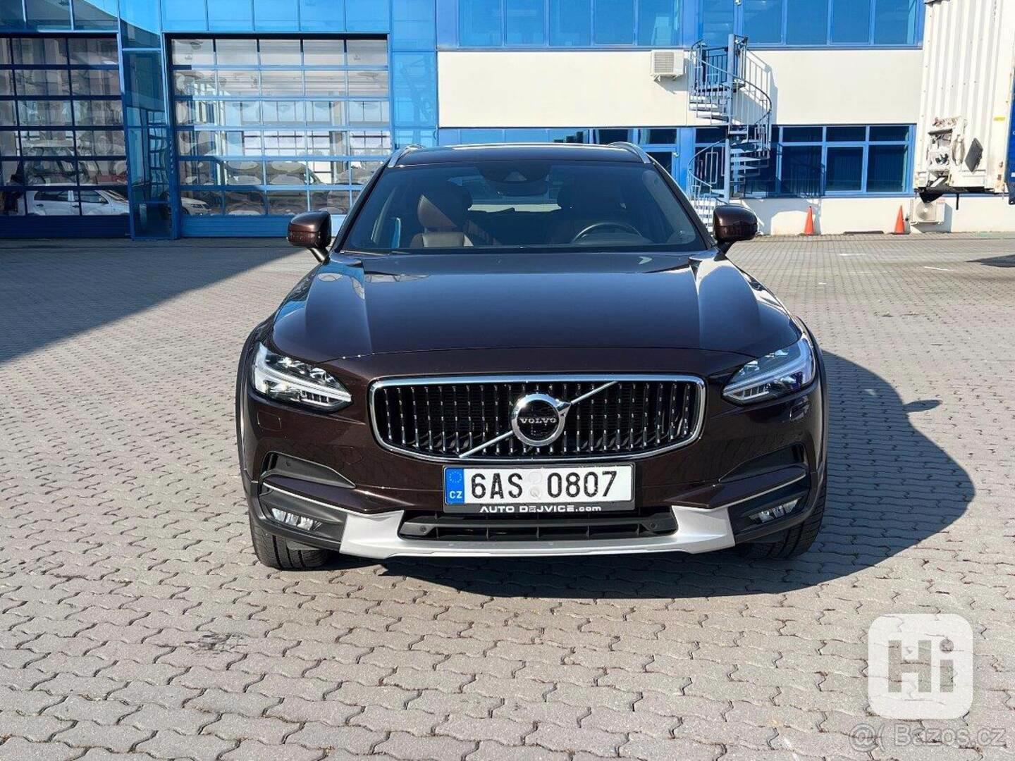 Volvo V90 Cross-Country PRO T5 - foto 1