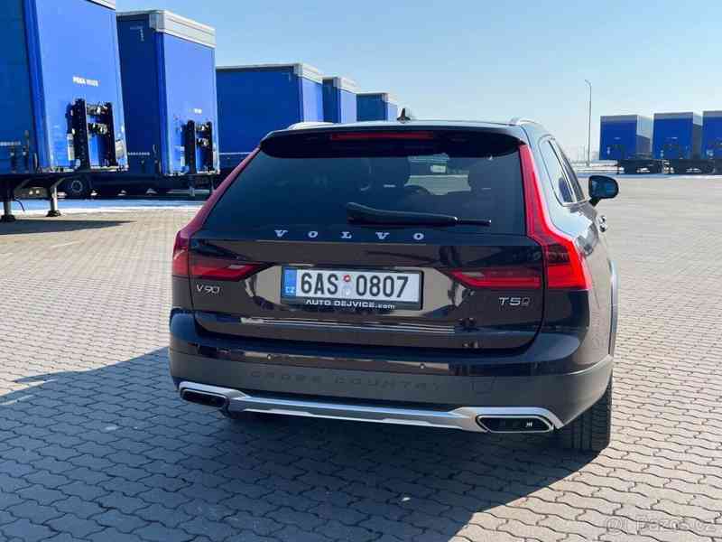 Volvo V90 Cross-Country PRO T5 - foto 11